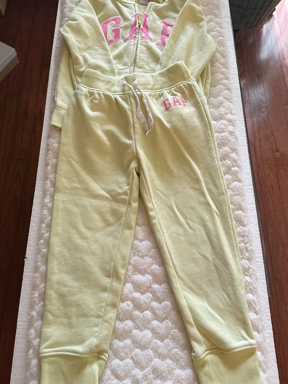 GAP Pale Yellow Hoodie and Jogger Set with Pink Logo SZ 4
